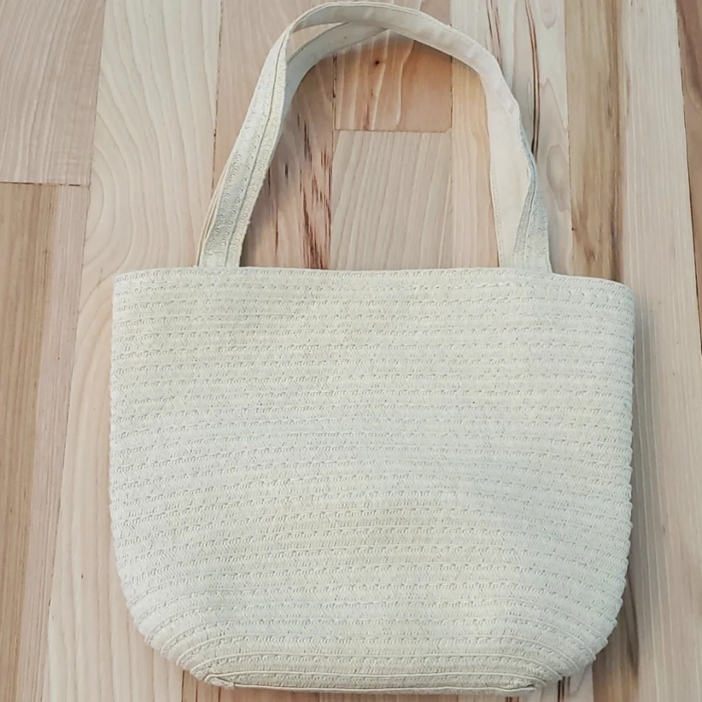 GYMBOREE White Flower Purse Handbag